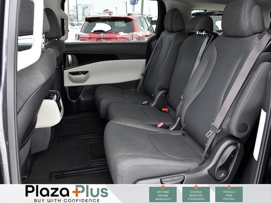 2024 Kia Carnival LX+ 8 Passenger Seating | Clean CarFax Report | Certified |