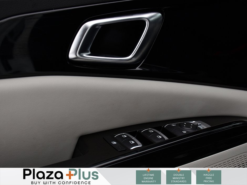 2024 Kia Carnival LX+ Clean CarFax Report | 8 Passenger | Certified |