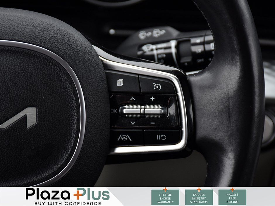 2024 Kia Carnival LX+ Clean CarFax Report | 8 Passenger | Certified |