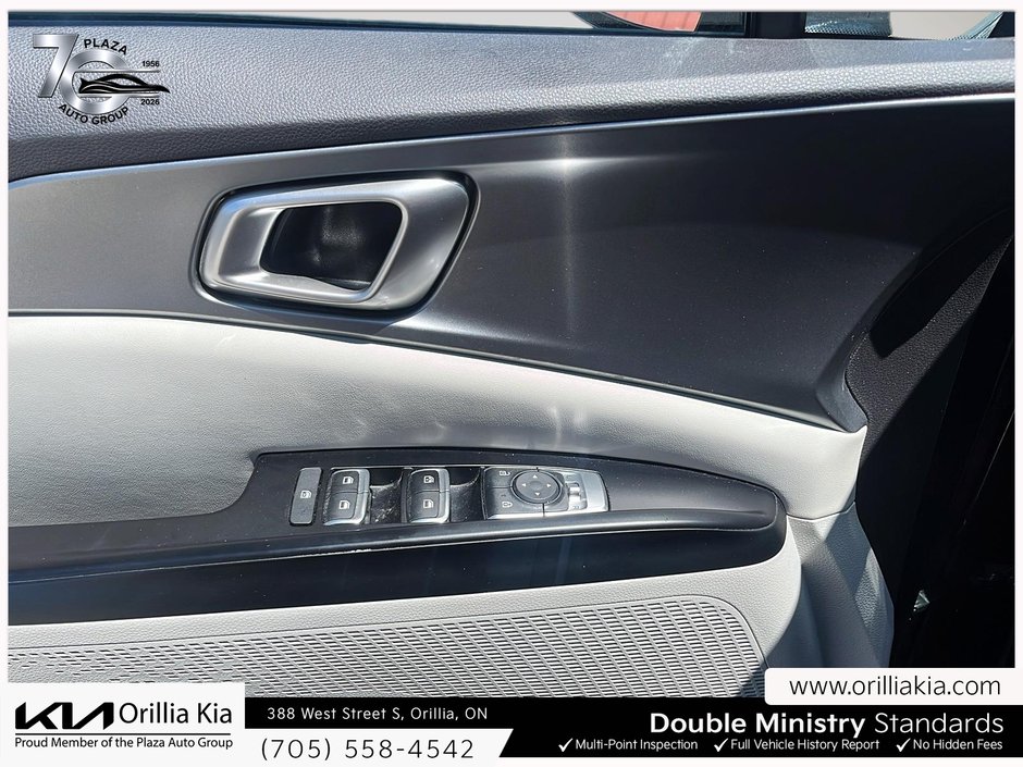 2024 Kia Carnival LX-13