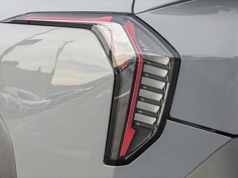 2026 Kia EV4 Wind Premium-9