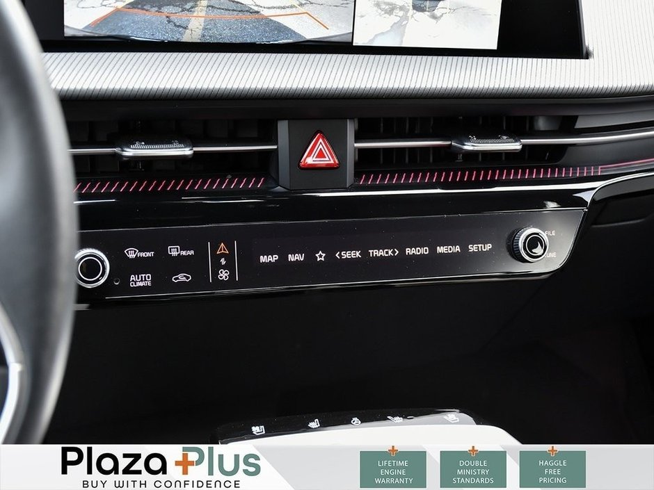 2024 Kia EV6 Land w/GT-Line Pkg 1 APPLE CARPLAY / ANDROID AUTO / HEATED SEATS