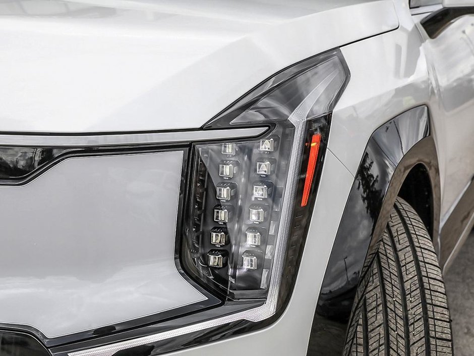 2026 Kia EV9 Land AWD w/ Plus Package-8