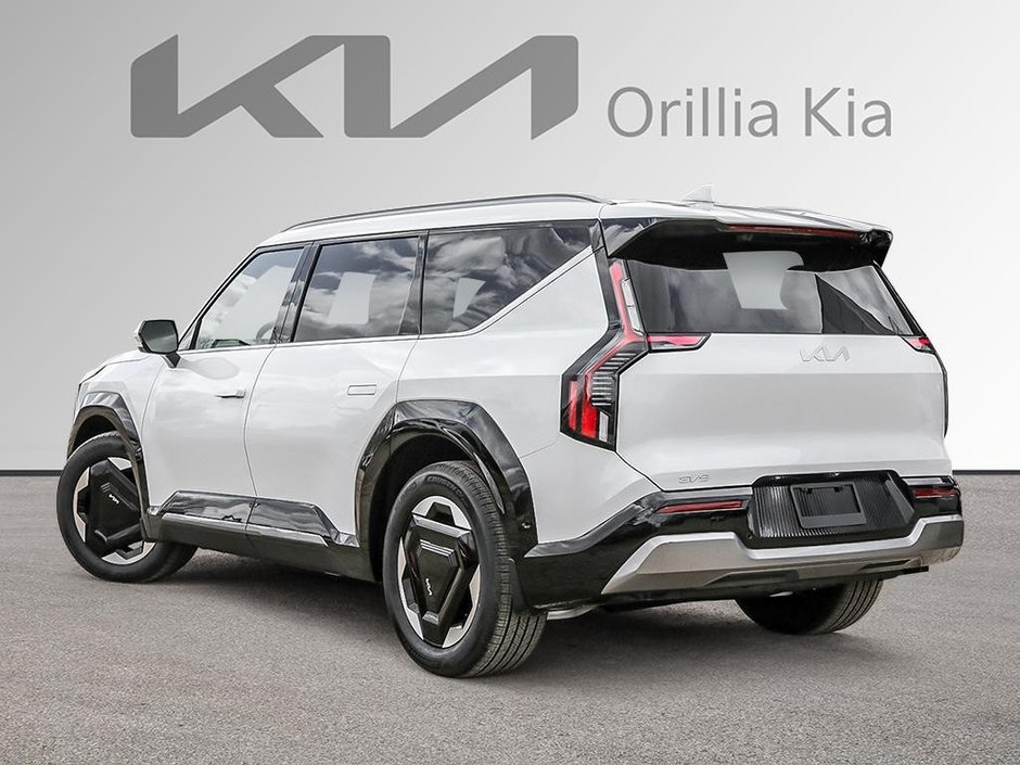 2026 Kia EV9 Land AWD w/ Plus Package-5