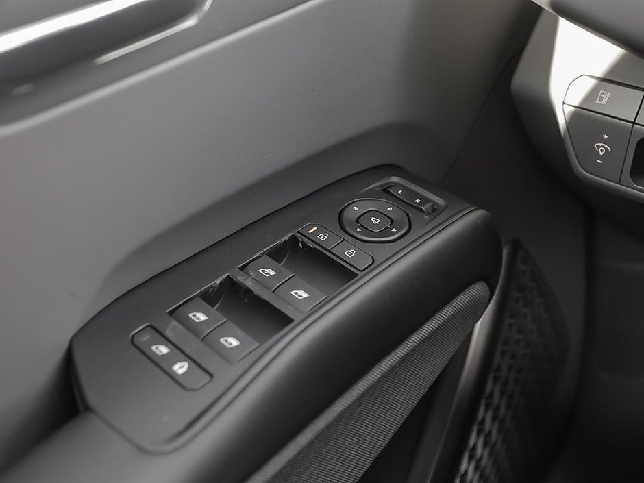 2026 Kia EV9 Land AWD w/ Plus Package-14