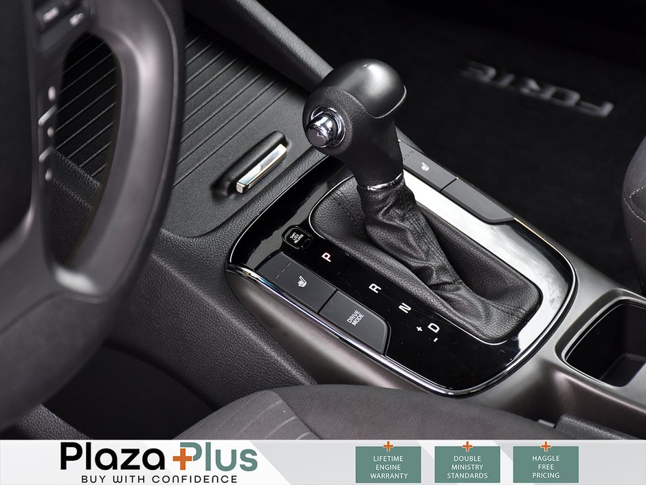 2017 Kia Forte LX+ Clean CarFax report | Certified | Low KMS |  |