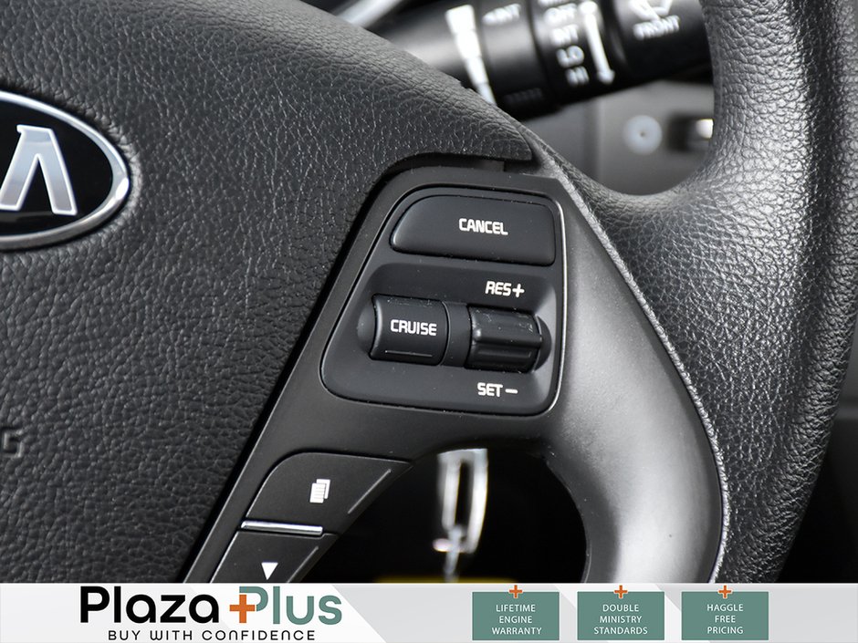 2017 Kia Forte LX+ Clean CarFax report | Certified | Low KMS |  |