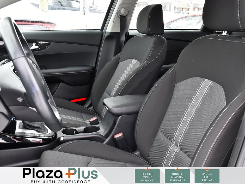 2024 Kia Forte5 EX-8