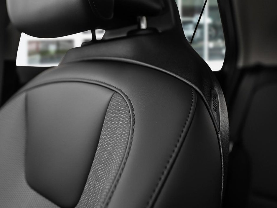 2025 Kia Niro PHEV EX Premium-19