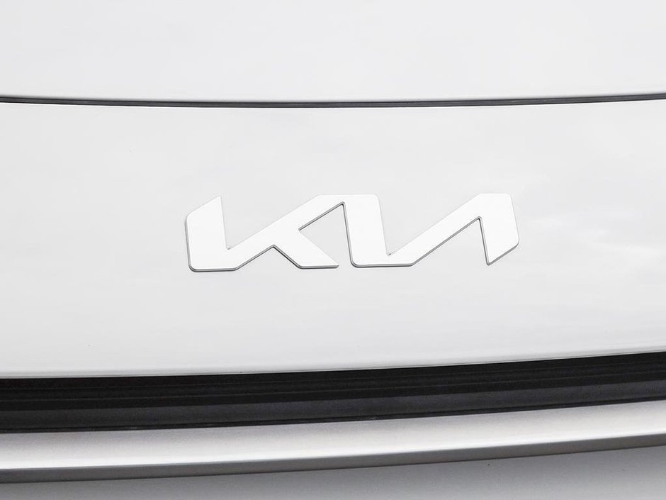 2025 Kia Niro Plug-In Hybrid