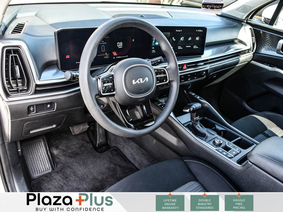 2024 Kia Sorento LX HEATED SEATS | 7 PASSENGER | APPLE CARPLAY