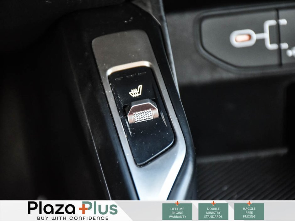 2024 Kia Sorento LX HEATED SEATS | 7 PASSENGER | APPLE CARPLAY