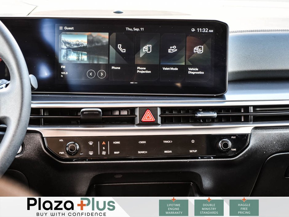 2024 Kia Sorento LX HEATED SEATS | 7 PASSENGER | APPLE CARPLAY