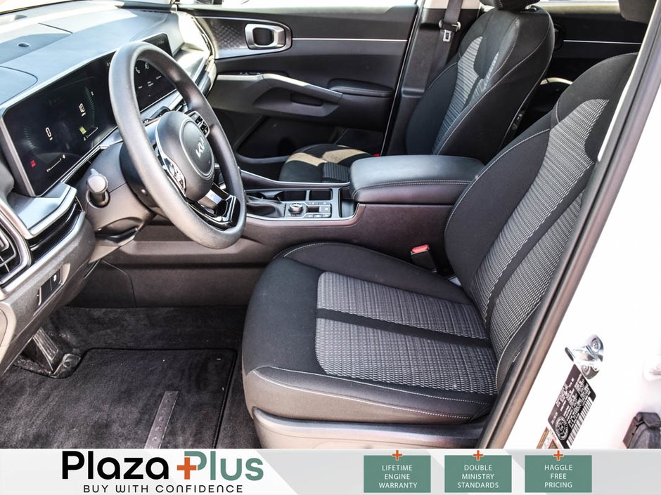 2025 Kia Sorento LX 7 PASSENGER | HEATED SEATS | AWD