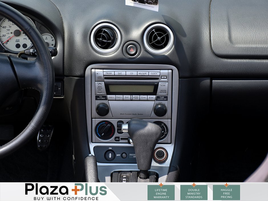 2004 Mazda MX-5 Miata Cloth REAR WHEEL DRIVE / CONVERTIBLE