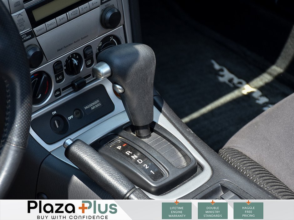 2004 Mazda MX-5 Miata Cloth REAR WHEEL DRIVE / CONVERTIBLE
