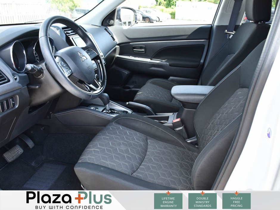 2023 Mitsubishi RVR SE APPLE CARPLAY / ANDROID AUTO / HEATED SEATS