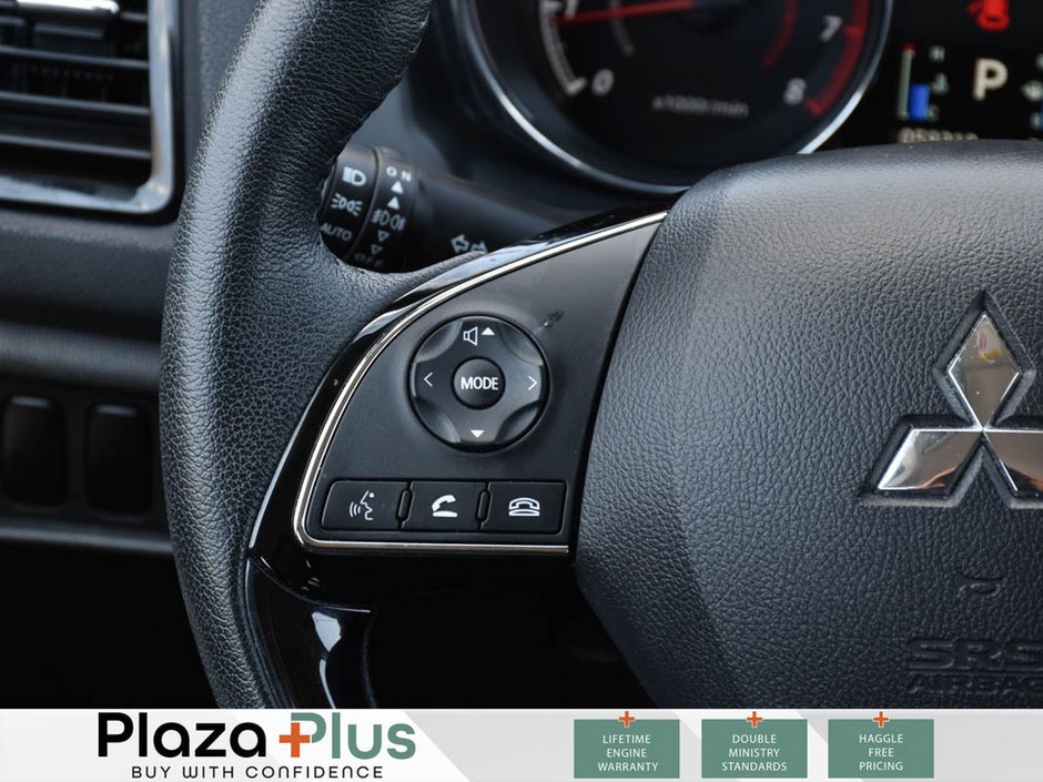 2023 Mitsubishi RVR SE APPLE CARPLAY / ANDROID AUTO / HEATED SEATS
