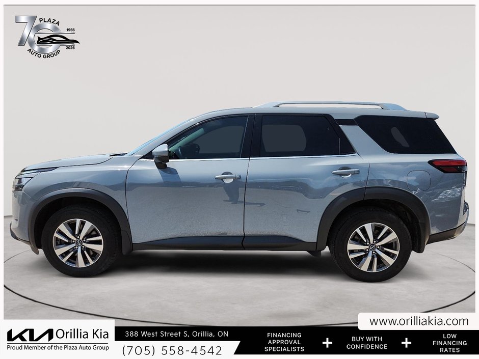 2023 Nissan Pathfinder SL ONE OWNER | CLEAN CARFAX | LEATHER