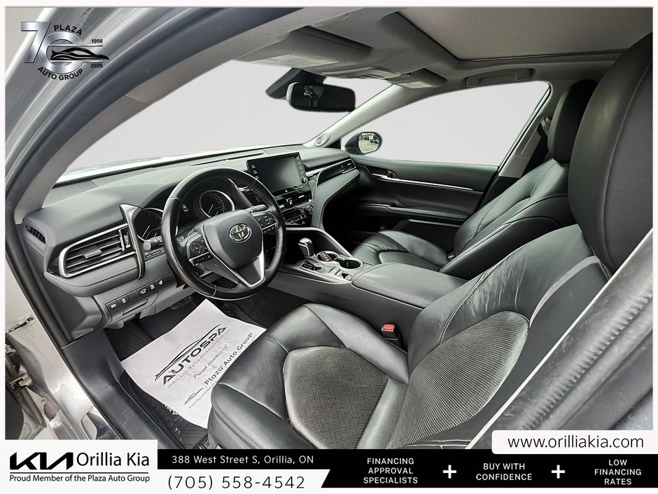 2021 Toyota Camry XLE LEATHER SEATS | HEATED SEATS | DUAL-ZONE CLIMATE CONTROL