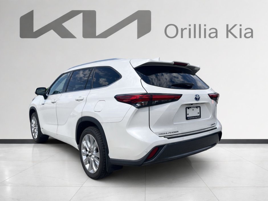 2021 Toyota Highlander Hybrid Limited