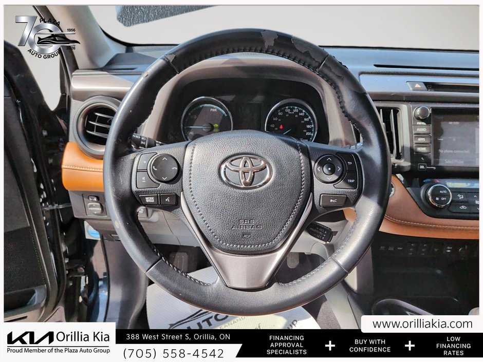 2017 Toyota RAV4 Hybrid Limited-11