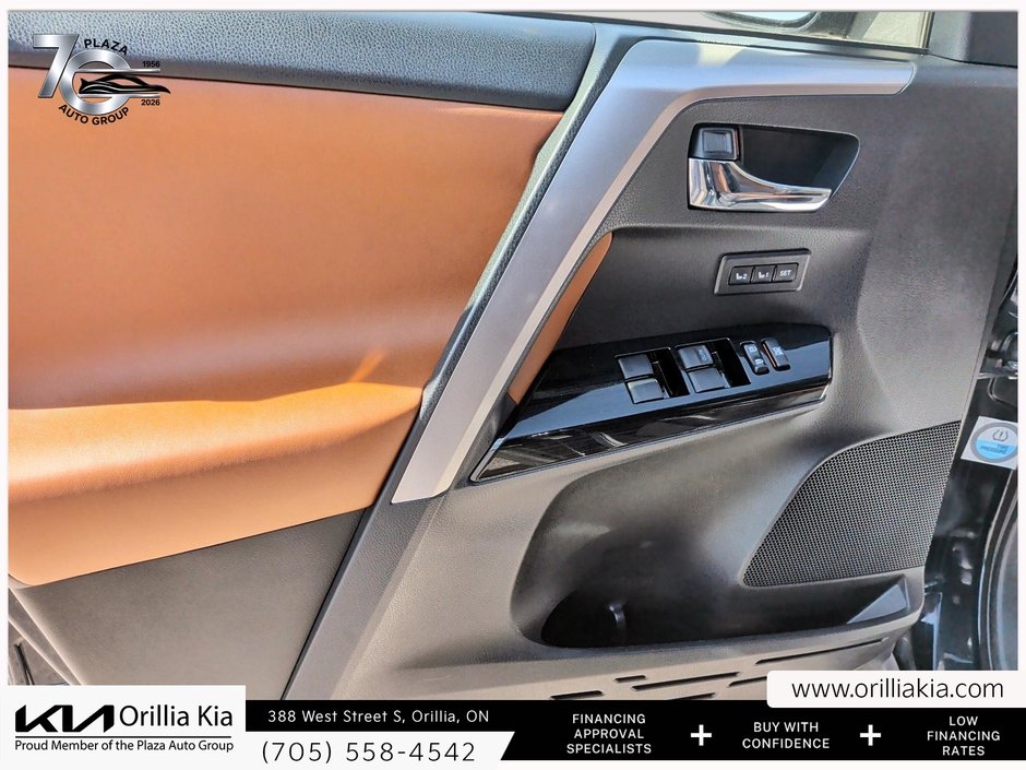 2017 Toyota RAV4 Hybrid Limited-10