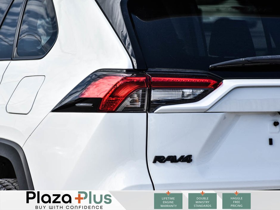 2023 Toyota RAV4 Hybrid XLE FUELS SAVER | SUNROOF | HEATED SEATS