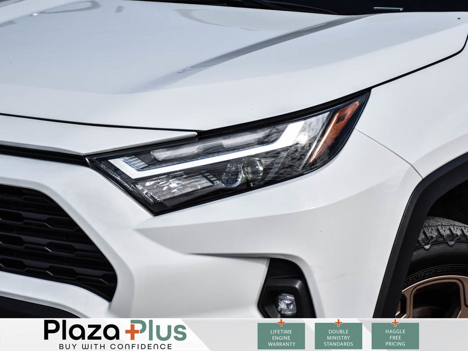 2023 Toyota RAV4 Hybrid XLE FUELS SAVER | SUNROOF | HEATED SEATS