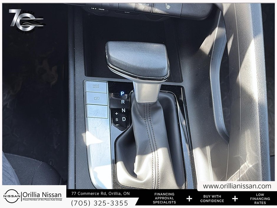 2025 Hyundai Elantra Preferred-12