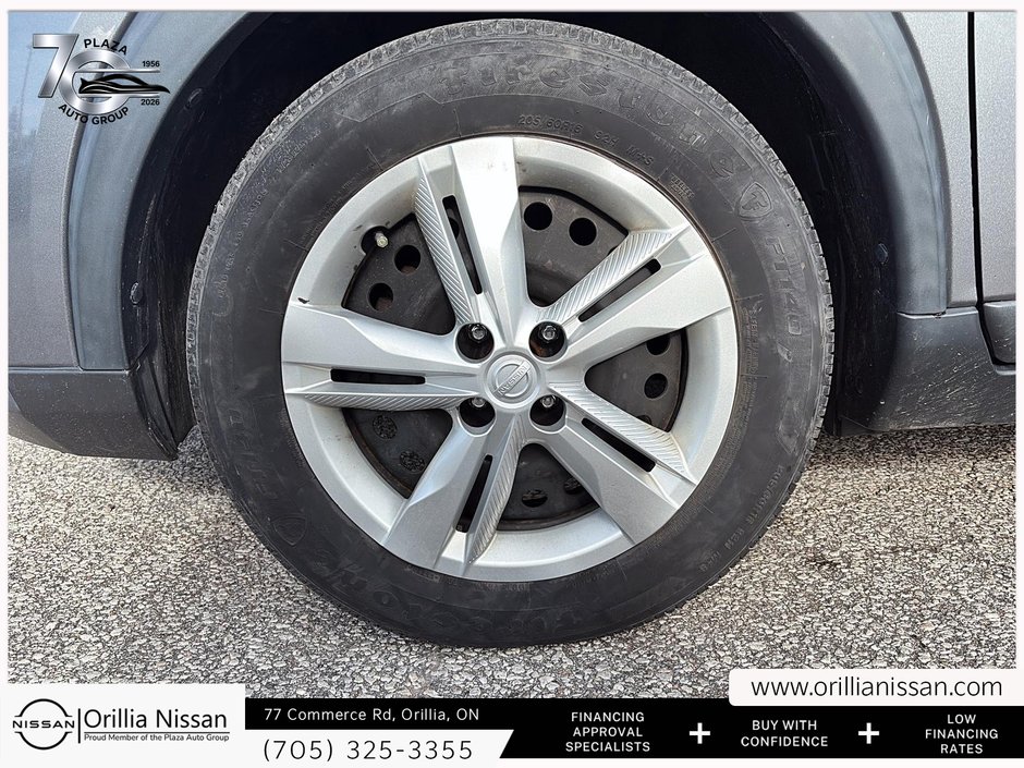2019 Nissan Kicks S-6