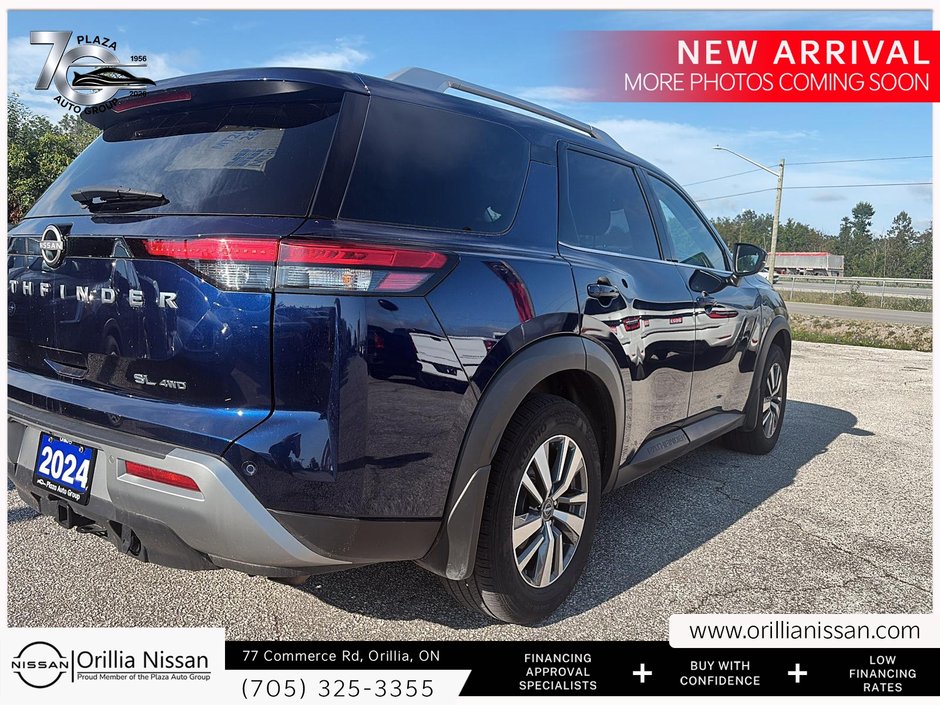 2024 Nissan Pathfinder SL-3