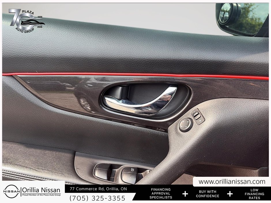 2018 Nissan Rogue SV-10