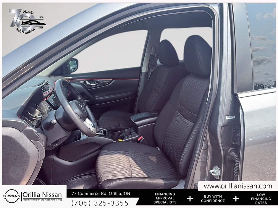 2018 Nissan Rogue SV-8