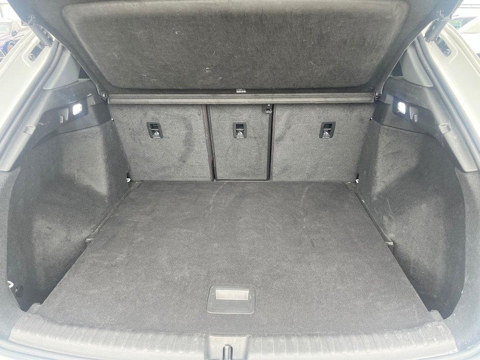 2023 Audi Q4 e-tron BASE