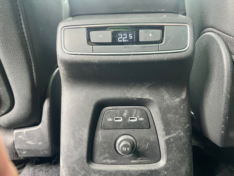 2023 Audi Q4 e-tron BASE