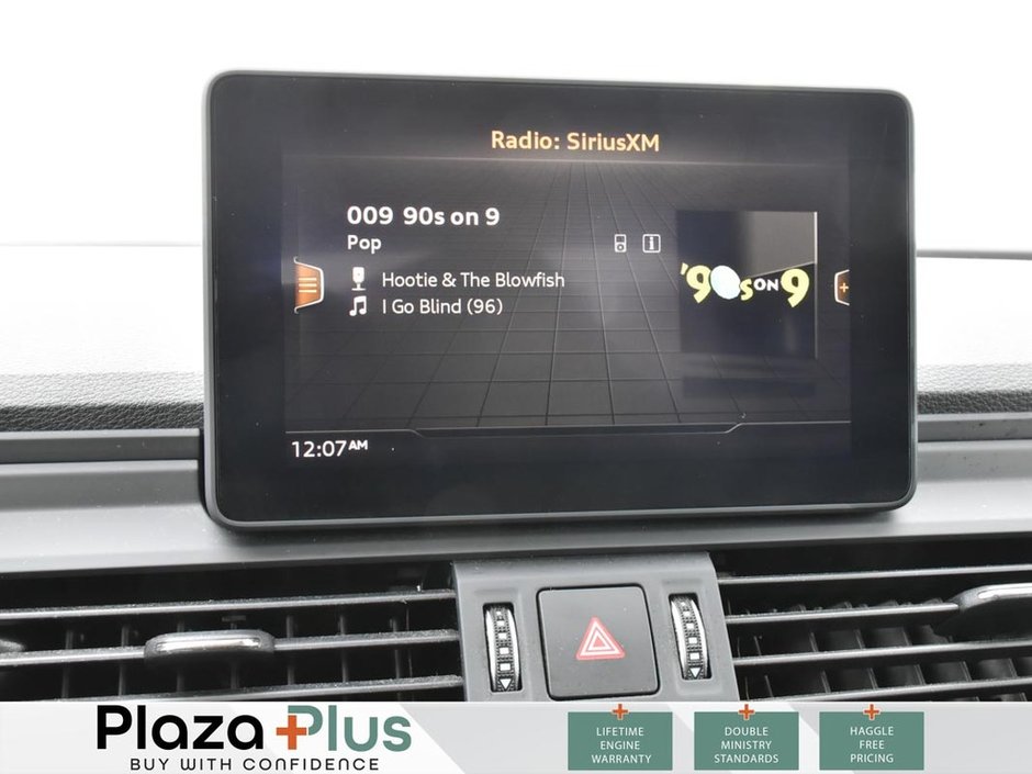 2020 Audi Q5 Komfort Low KM l Clean Carfax l Leather