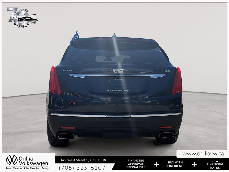2017 Cadillac XT5 Premium Luxury AWD Panoramic Roof | Trailering Package | Driver Awareness