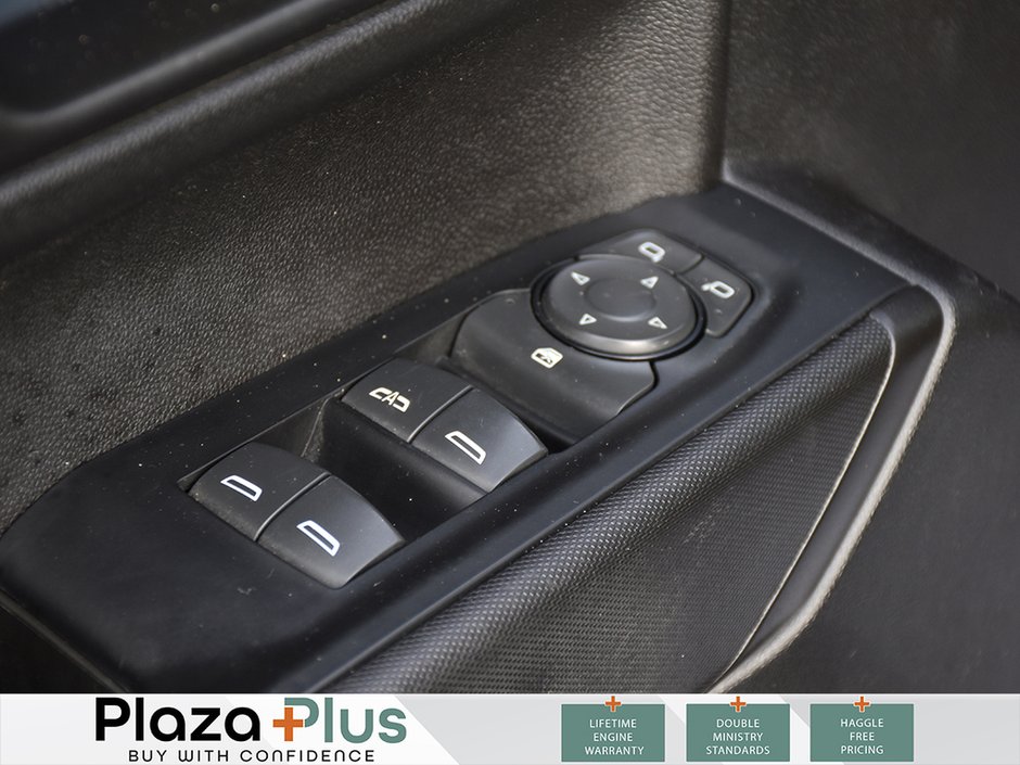 2022 Chevrolet Silverado 1500 LTD Custom-9