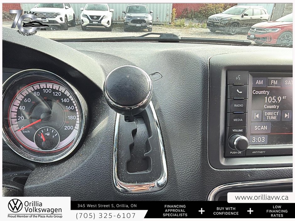 2020 Dodge Grand Caravan Premium Plus-17