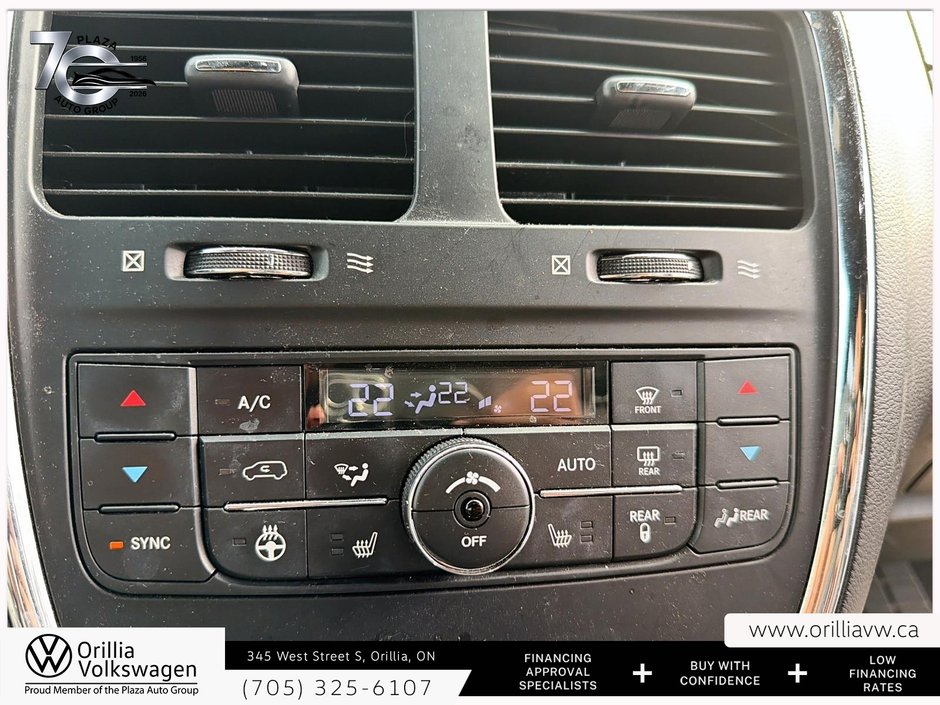 2020 Dodge Grand Caravan Premium Plus-21