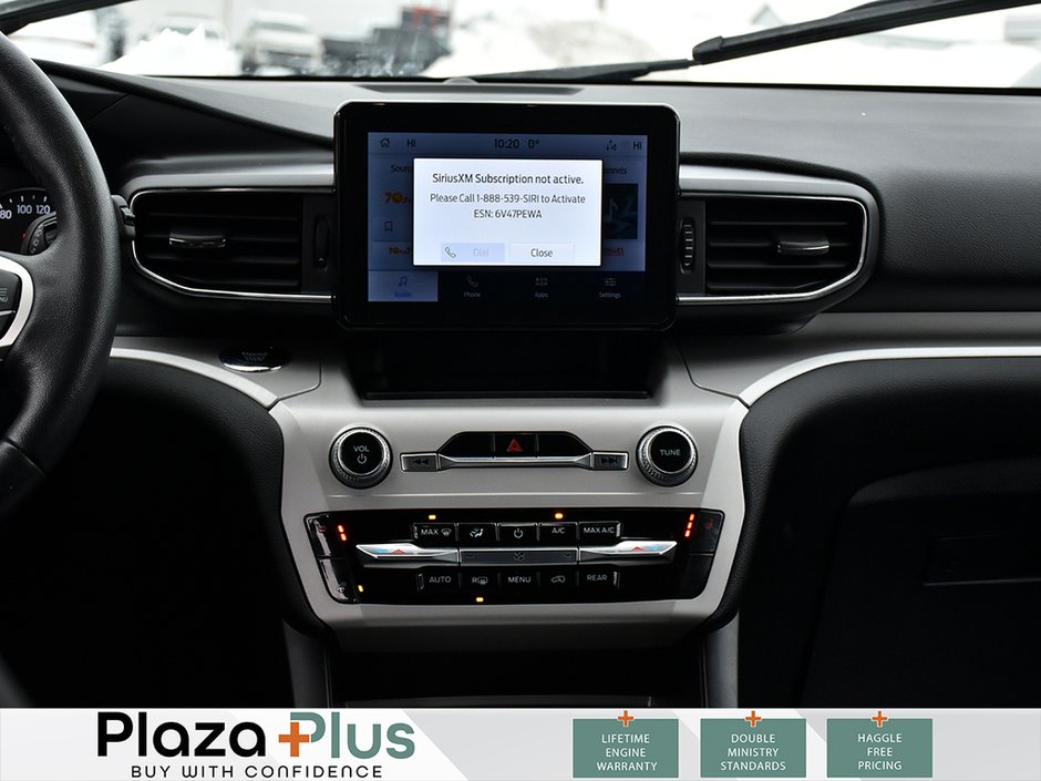 2023 Ford Explorer XLT One Owner l Clean Carfax l 3rd Row Seats