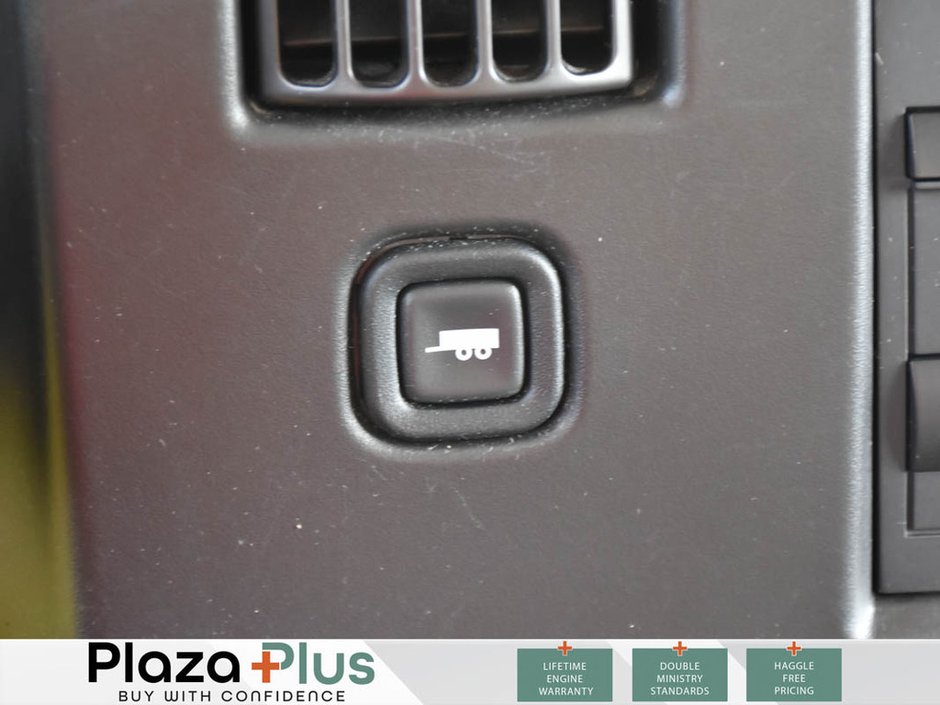 2020 GMC Savana Cargo Van BASE-18