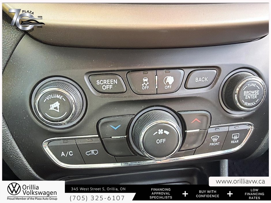2015 Jeep Cherokee Sport 3.2L V6 | Cold Weather Group | Trailer Tow Group
