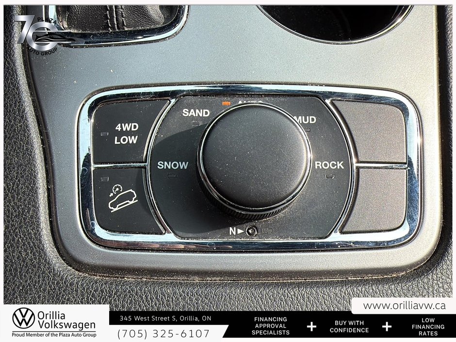 2020 Jeep Grand Cherokee Altitude 4x4 | Trailer Tow Group | Power Sunroof