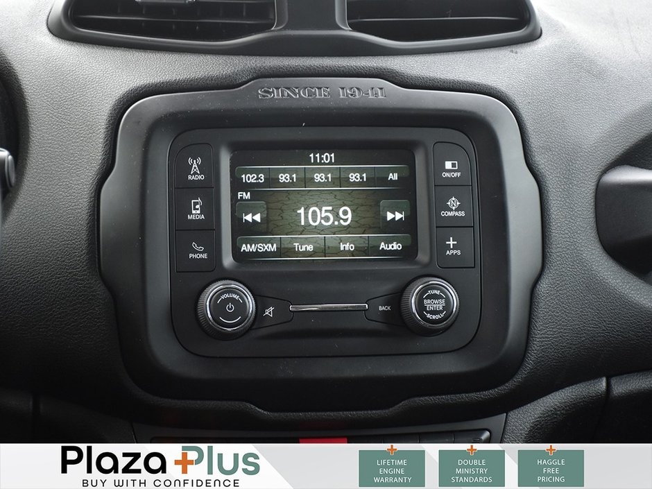 2016 Jeep Renegade North-16