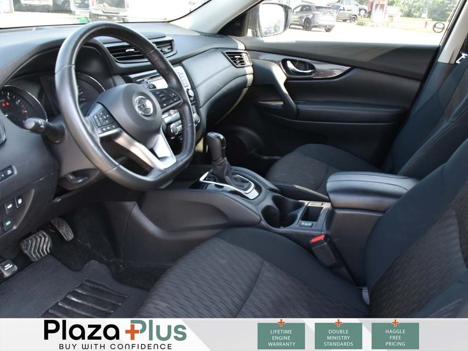 2018 Nissan Rogue S-3