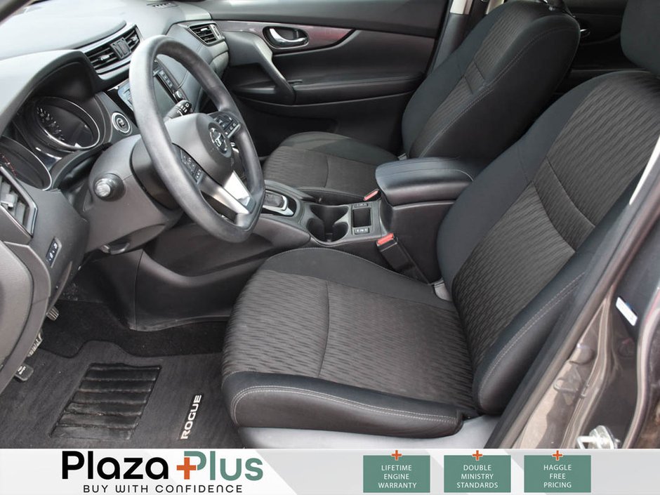 2019 Nissan Rogue SV-8