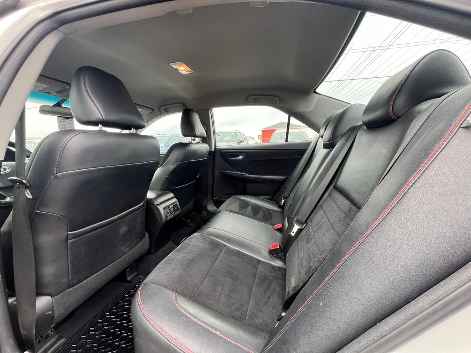 2017 Toyota Camry SE