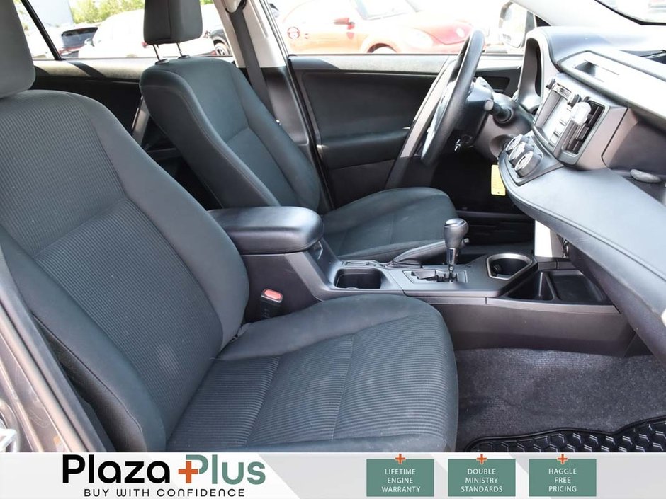 2018 Toyota RAV4 LE ONE OWNER LOW KM! | GREAT CONDITION | HEATED SEATS